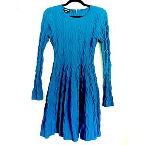✨ BEBE cable-knit textured fit & flare dress - NWOT